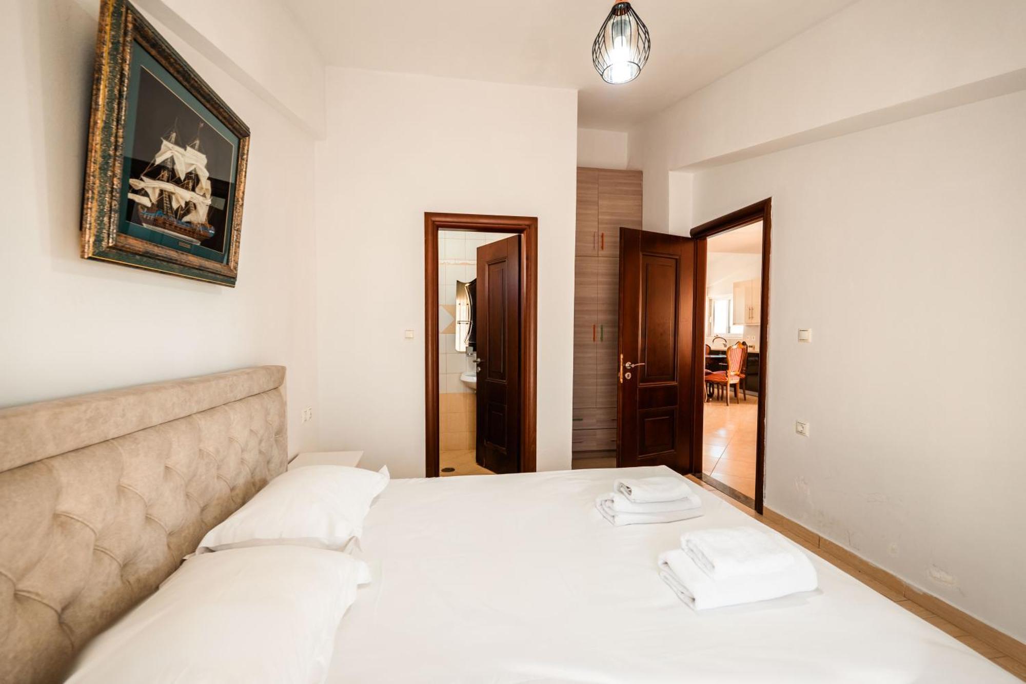 Alnes Hotel Sarandë Esterno foto