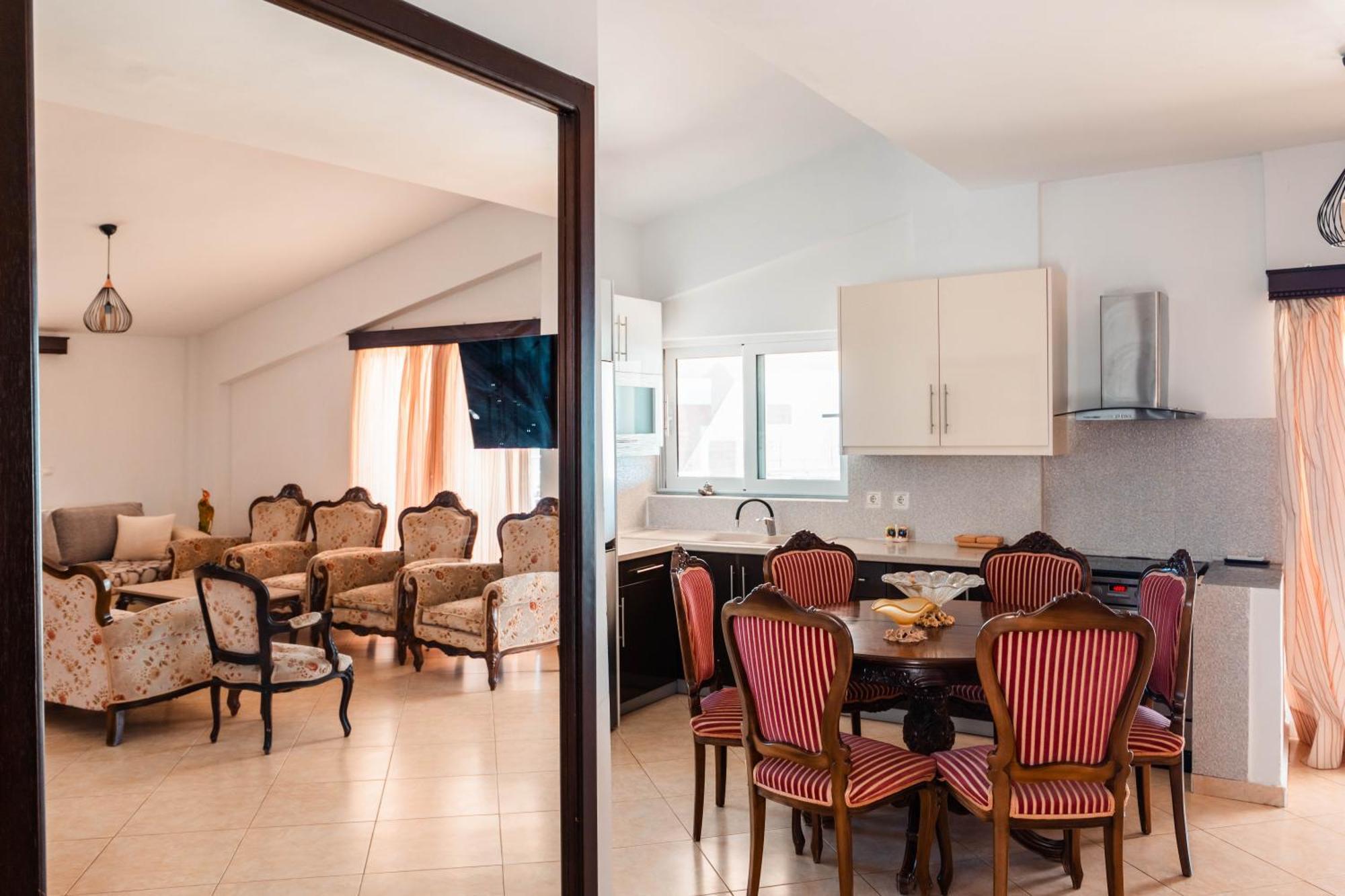 Alnes Hotel Sarandë Esterno foto